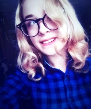 Алиса, 28